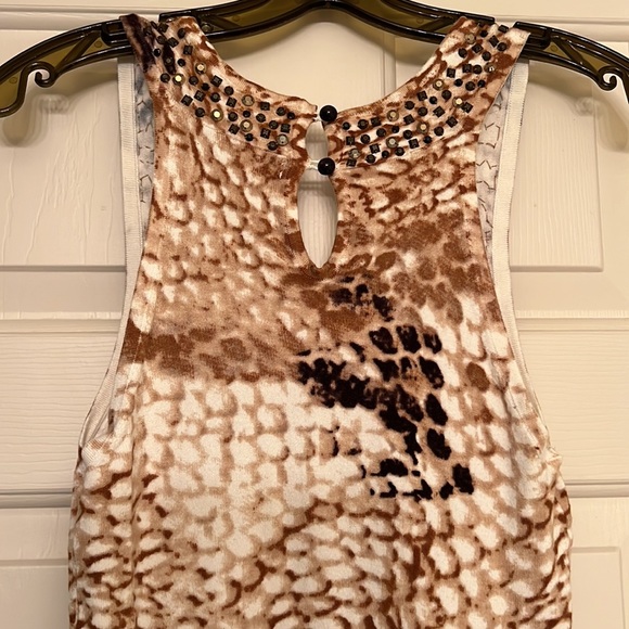 CACHE PRINT TANK TOP WITH EMBELLISHMENTS - Picture 7 of 9